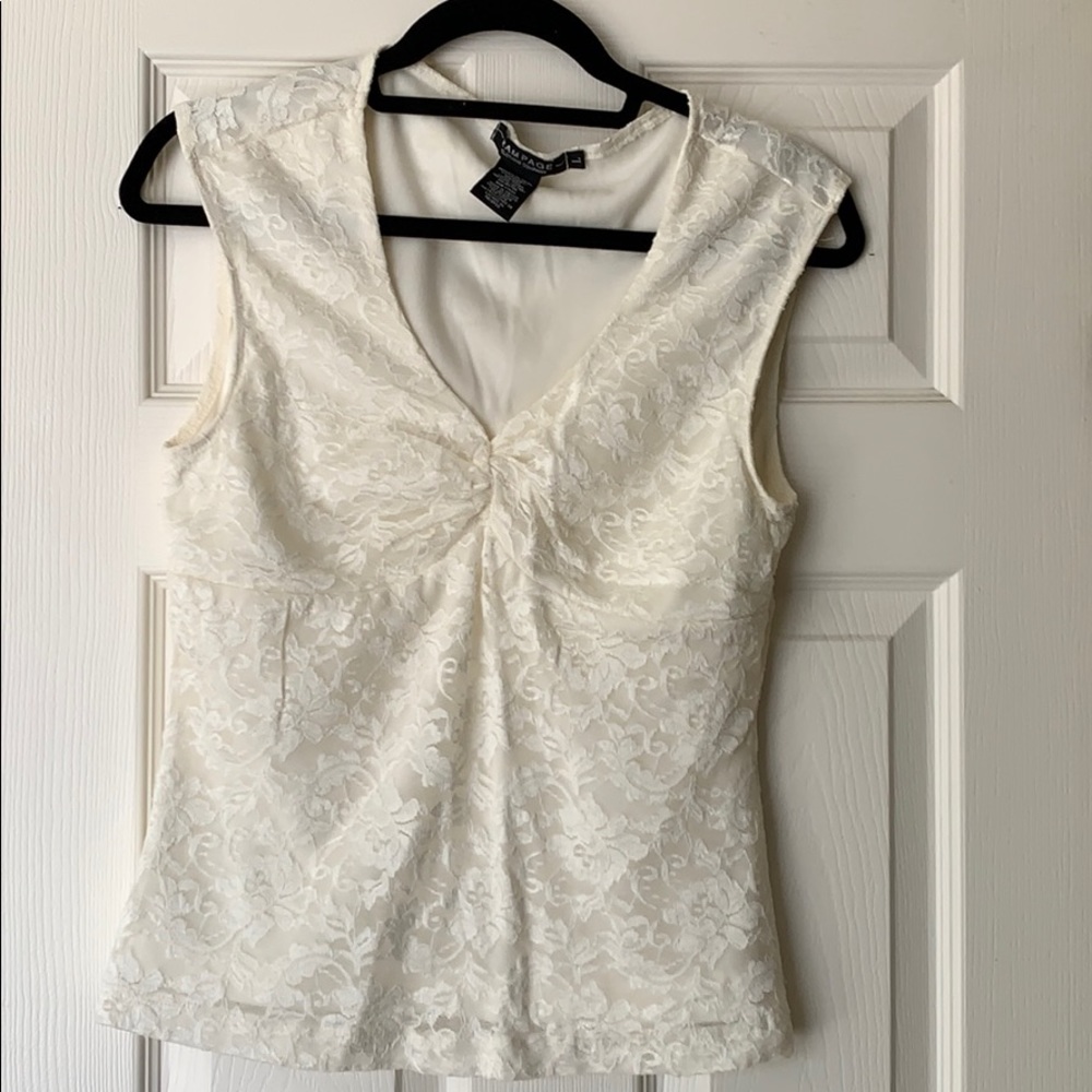 Lace 2 layer sleeveless top